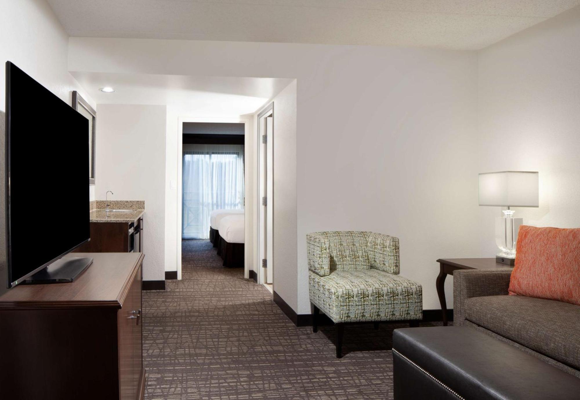 Embassy Suites By Hilton Philadelphia Airport Dış mekan fotoğraf