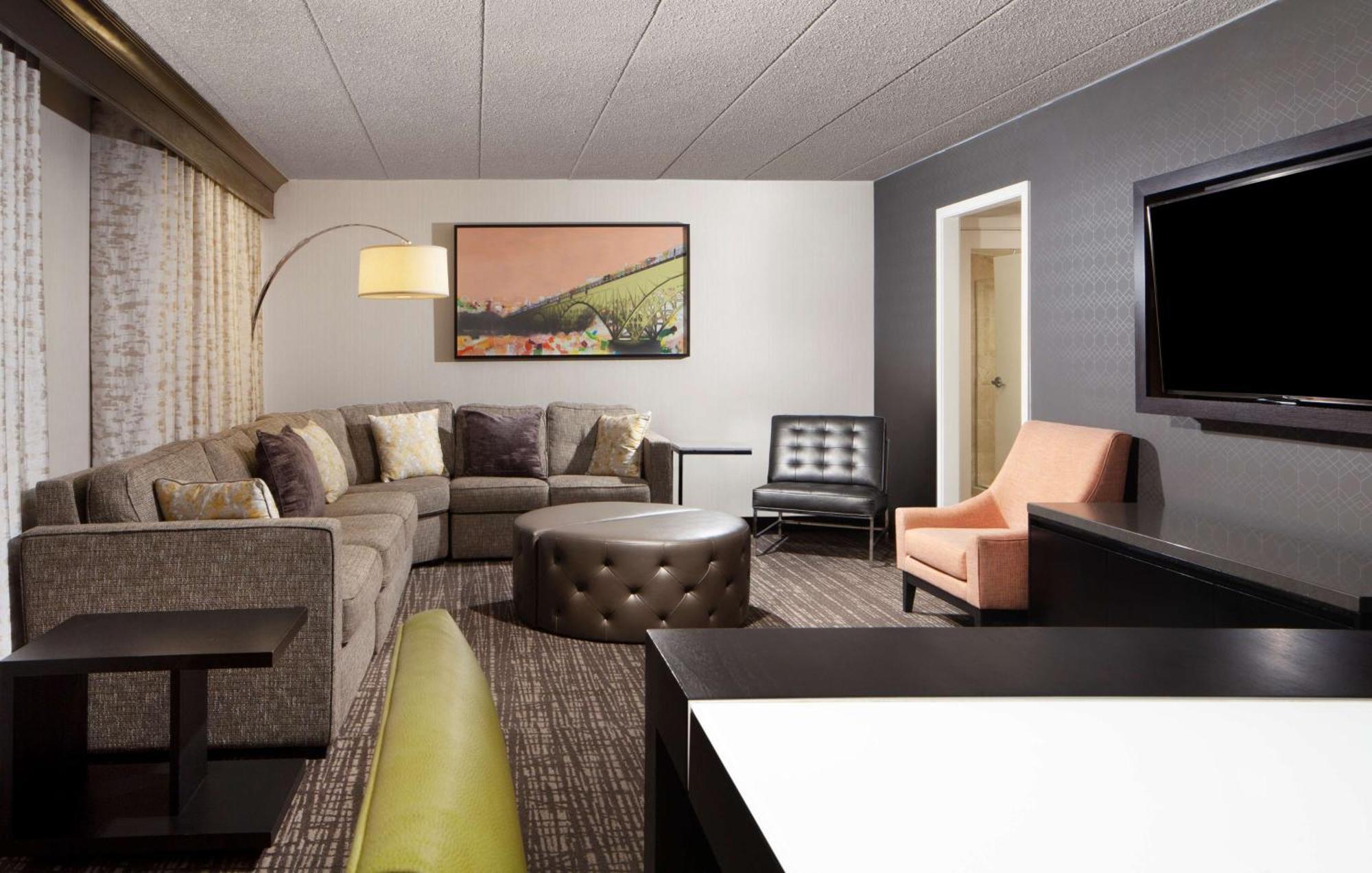 Embassy Suites By Hilton Philadelphia Airport Dış mekan fotoğraf