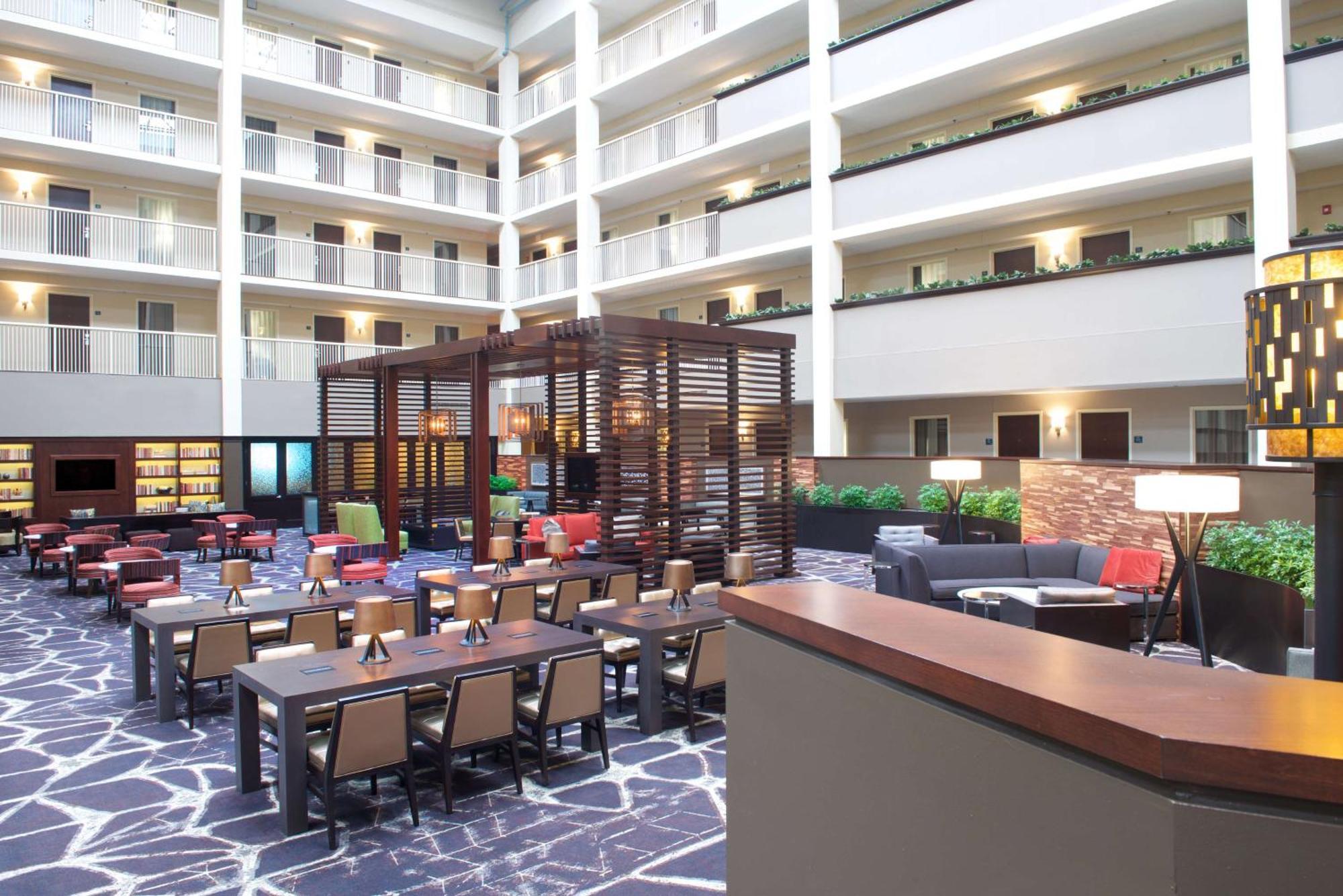 Embassy Suites By Hilton Philadelphia Airport Dış mekan fotoğraf