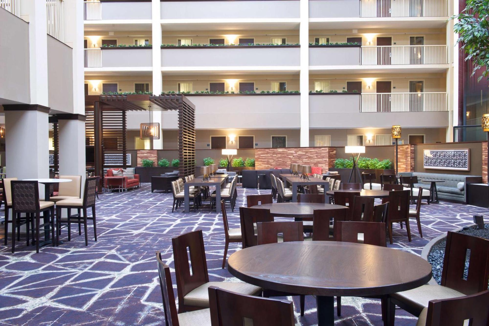 Embassy Suites By Hilton Philadelphia Airport Dış mekan fotoğraf